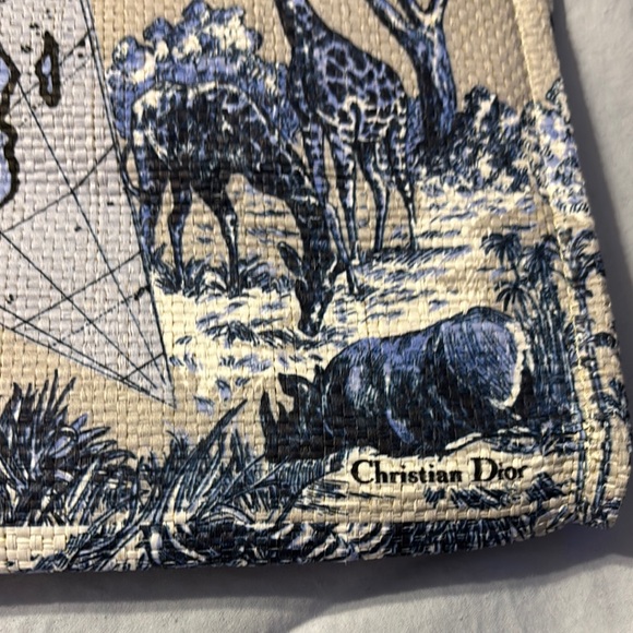 Christian Dior Blue and Beige Straw Tote Bag - Picture 2 of 9